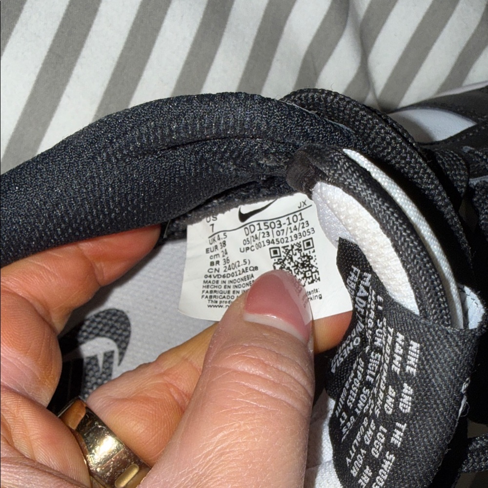 Nike Panda Dunks - image 5